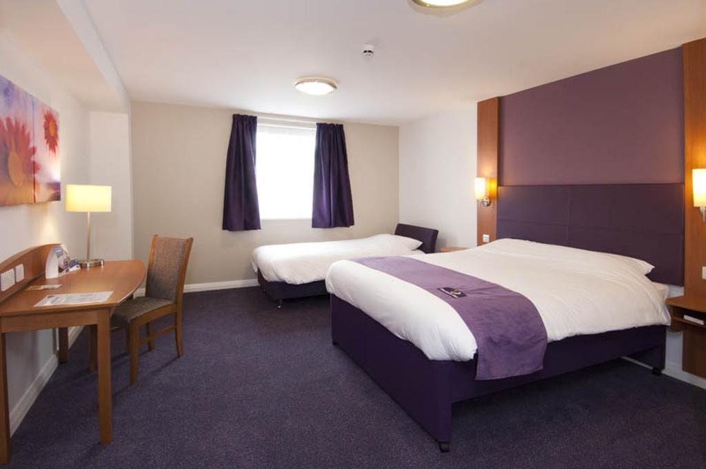Premier Inn Dundee West Zimmer foto